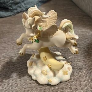 Vintage Moonstruck unicorn part of the Rainbow Dreams collection